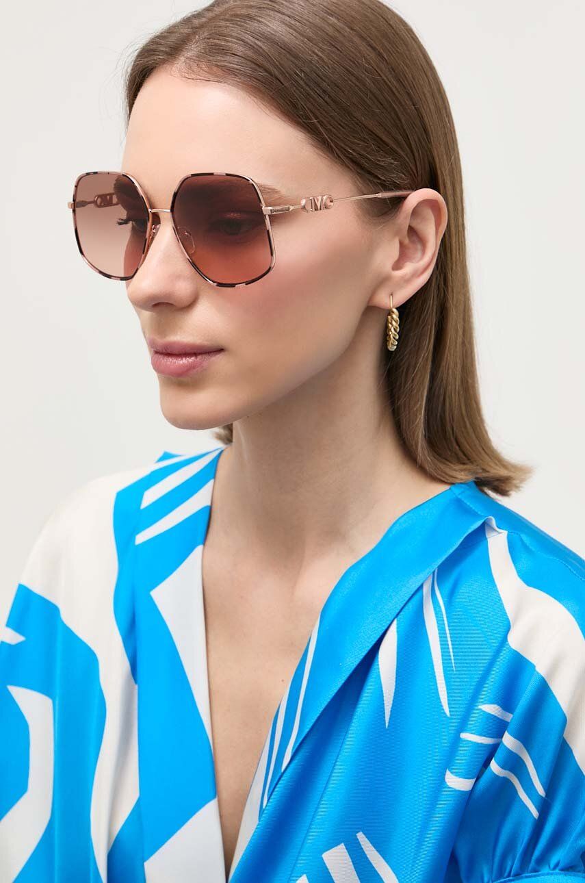 Солнцезащитные очки Michael Kors, коричневый
Солнцезащитные очки Michael Kors, коричневый
