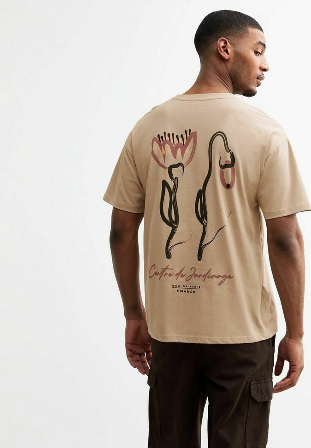 Футболка с принтом FLOWER New Look, коричневый
Футболка с принтом FLOWER New Look, коричневый