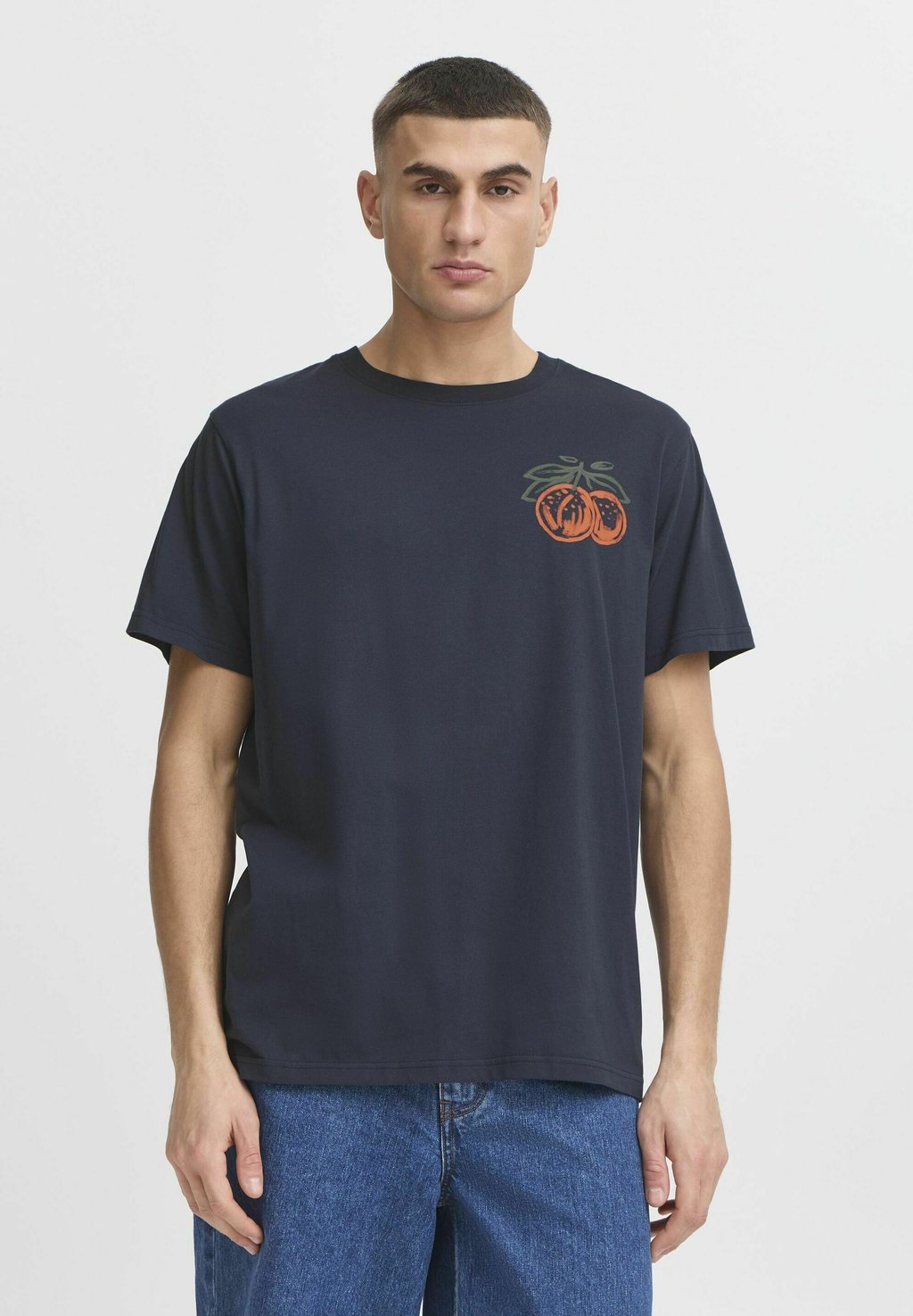 Футболка с принтом SDPARGAV Solid, темно-синий
Футболка с принтом SDPARGAV Solid, темно-синий