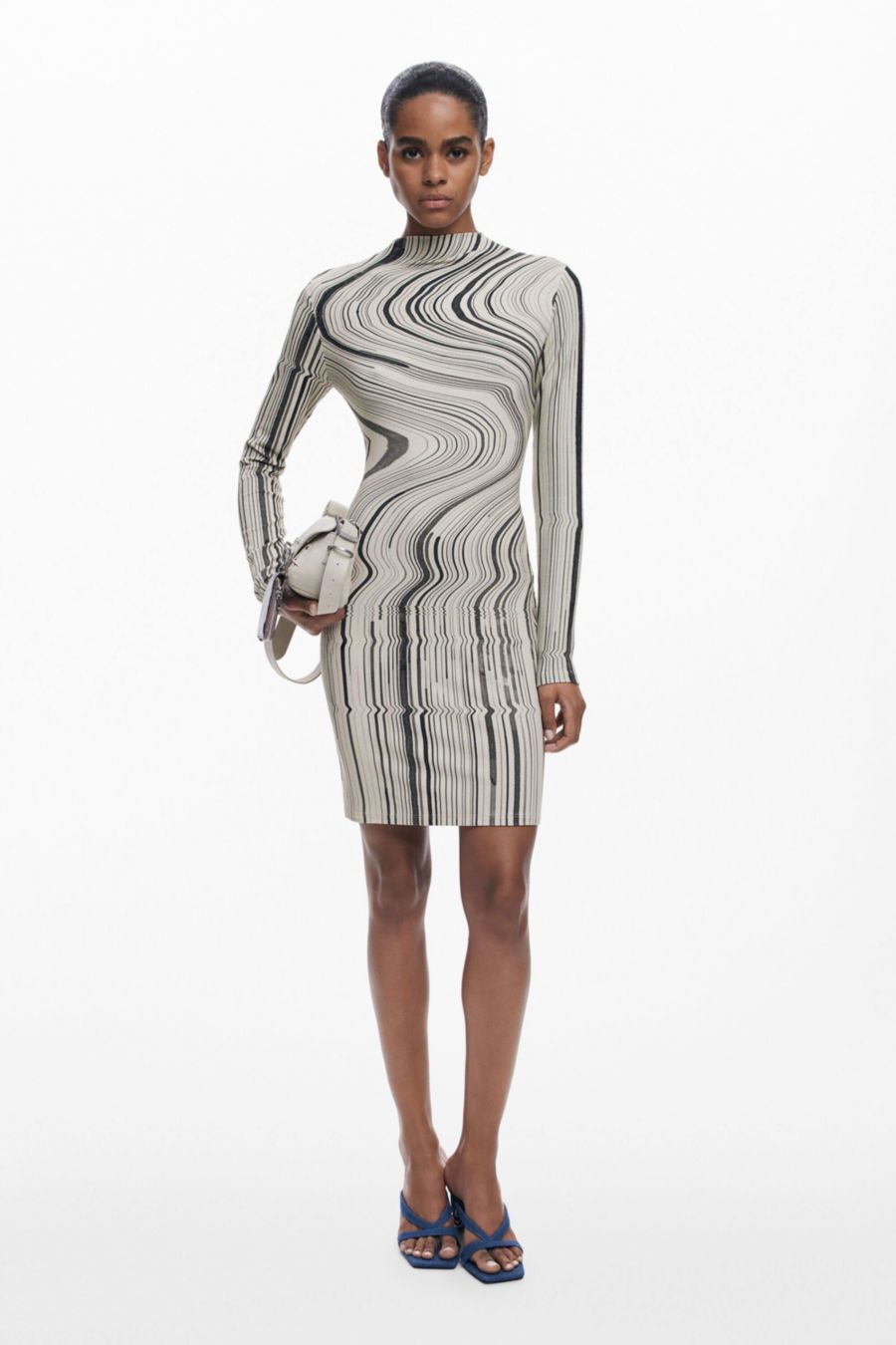 Женское платье в волнистую полоску Desigual, White
Женское платье в волнистую полоску Desigual, White