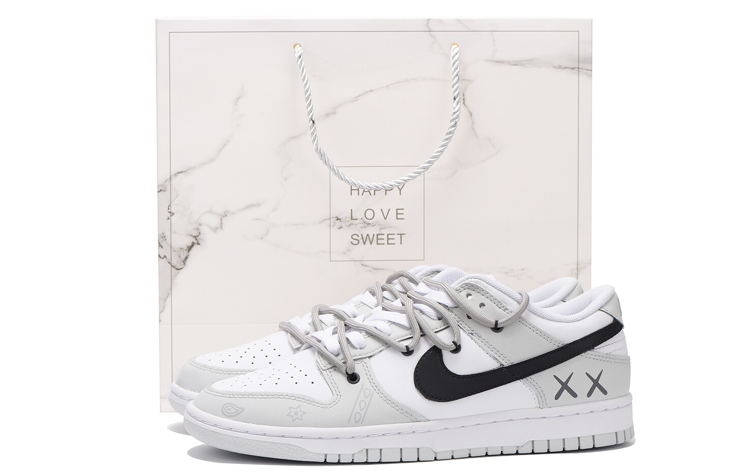 Кроссовки Nike Dunk Skateboard Shoes Men Low-Top White
Кроссовки Nike Dunk Skateboard Shoes Men Low-Top White