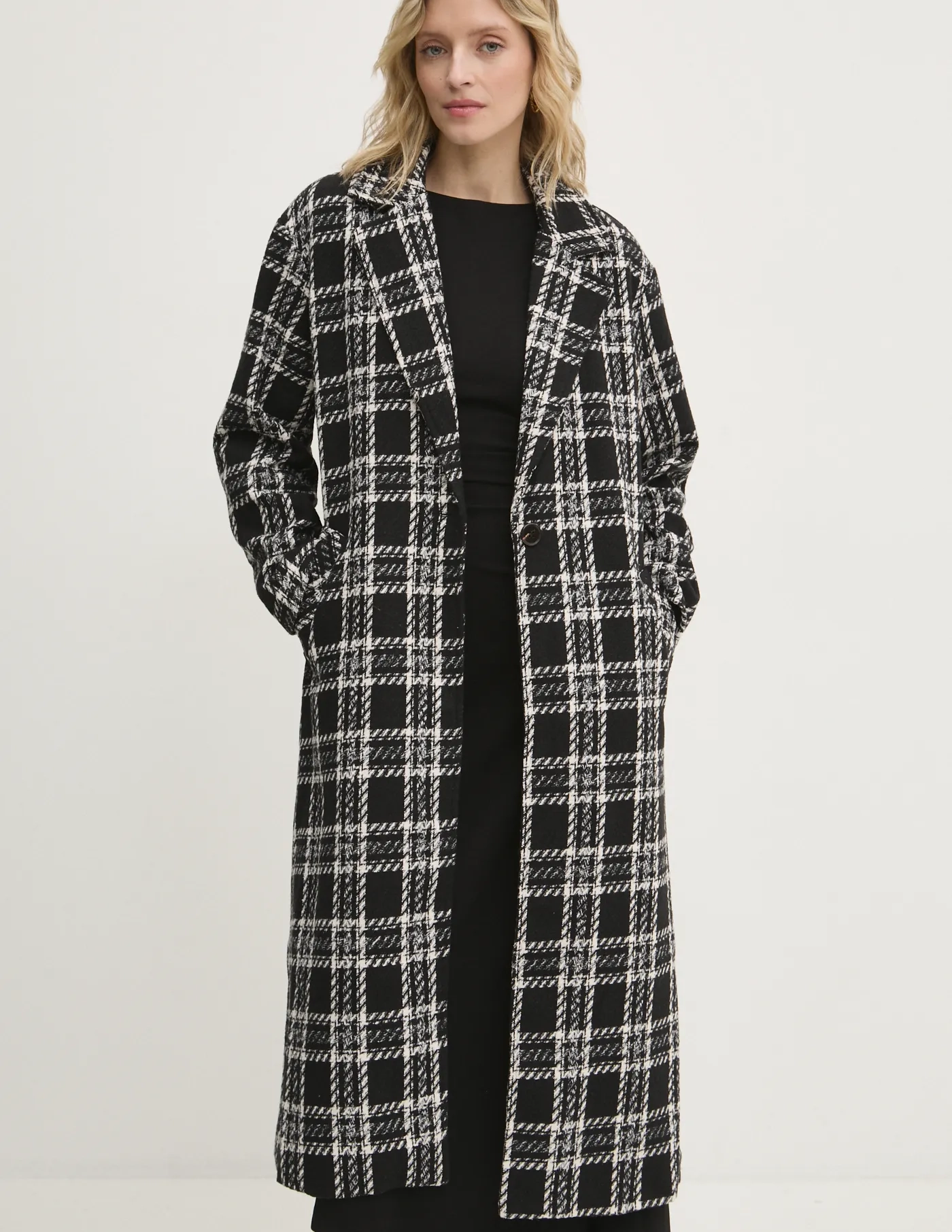 Плащ Answear Lab, черный
Плащ Answear Lab, черный