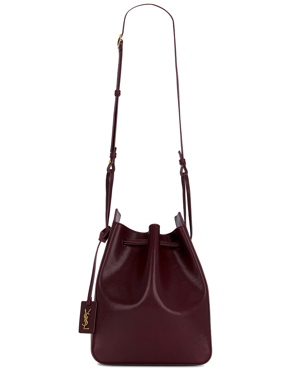 Маленькая сумка-ведерко Saint Laurent, Hot Wine
Маленькая сумка-ведерко Saint Laurent, Hot Wine