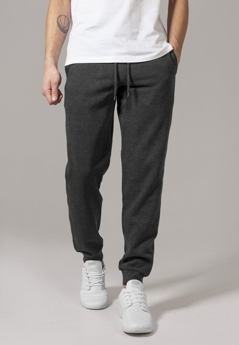 Спортивные брюки Basic Sweatpants Urban Classics, цвет charcoal
Спортивные брюки Basic Sweatpants Urban Classics, цвет charcoal