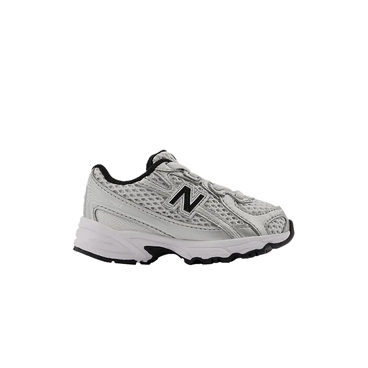 Кроссовки New Balance 740 Bungee Lace Toddler, Silver Metallic Black
Кроссовки New Balance 740 Bungee Lace Toddler, Silver Metallic Black