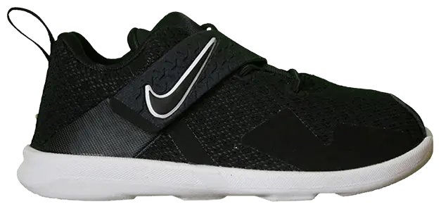 Кроссовки Nike LeBron 14 TD 'Black Ice', черный
Кроссовки Nike LeBron 14 TD 'Black Ice', черный