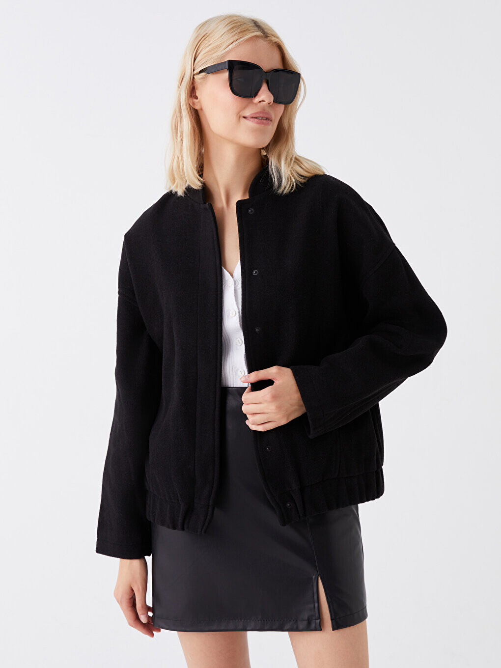 Простая женская студенческая куртка оверсайз с длинными рукавами LCW Casual, новый черный
Простая женская студенческая куртка оверсайз с длинными рукавами LCW Casual, новый черный
