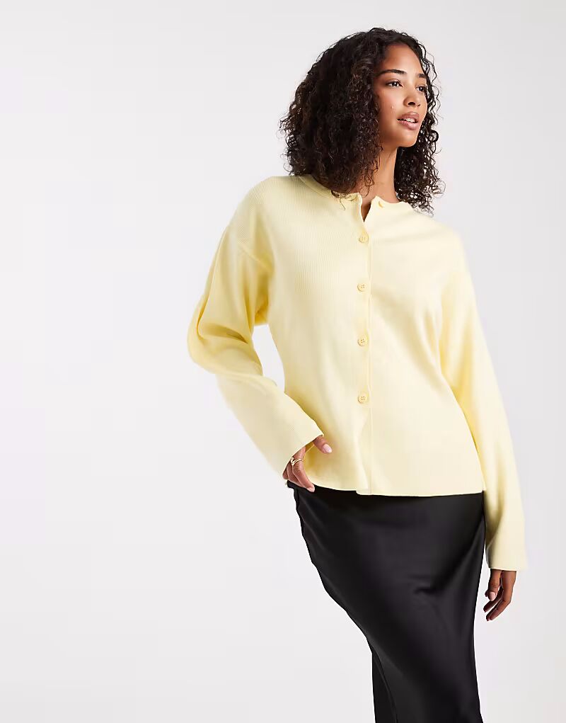 Вязаный структурированный кардиган с круглым вырезом Asos Design, светло-кремовый
Вязаный структурированный кардиган с круглым вырезом Asos Design, светло-кремовый