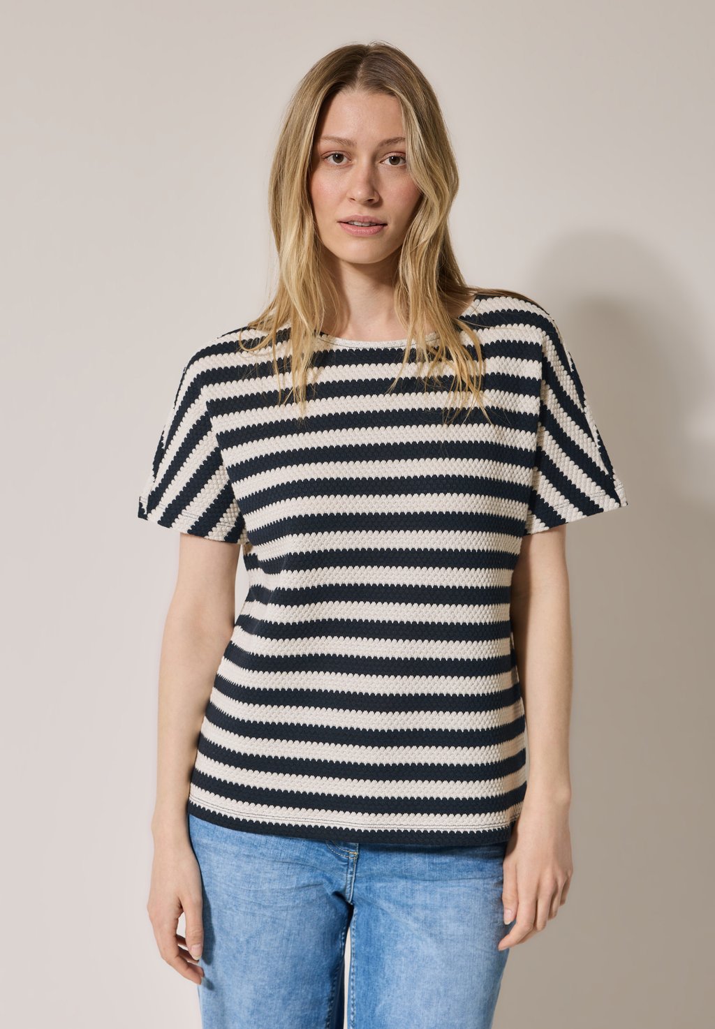 Футболка с принтом Cecil, белый 
Футболка с принтом Cecil, белый