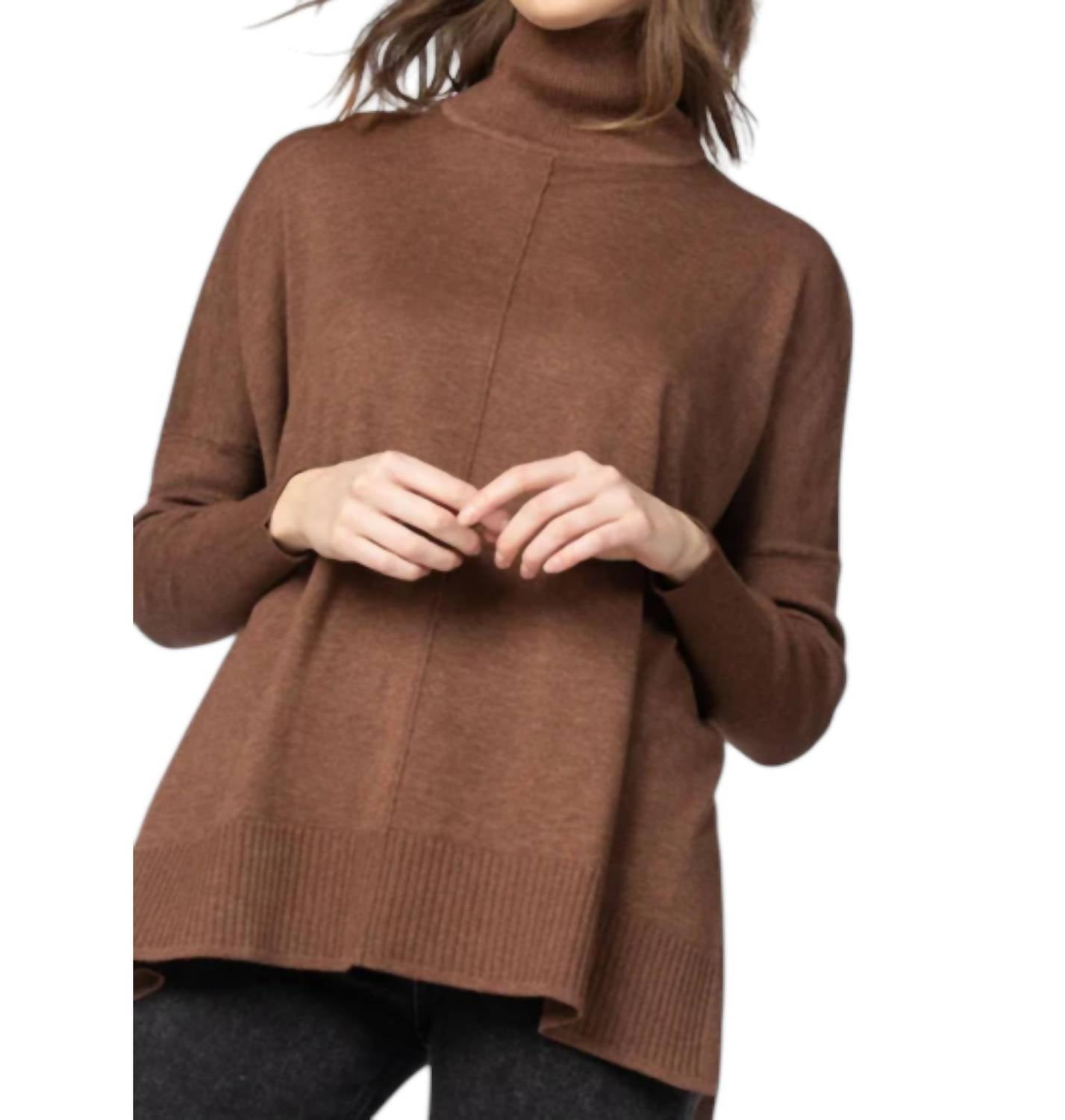 Свитер свободного кроя с высоким воротом из норки Lilla P, цвет mink
Свитер свободного кроя с высоким воротом из норки Lilla P, цвет mink