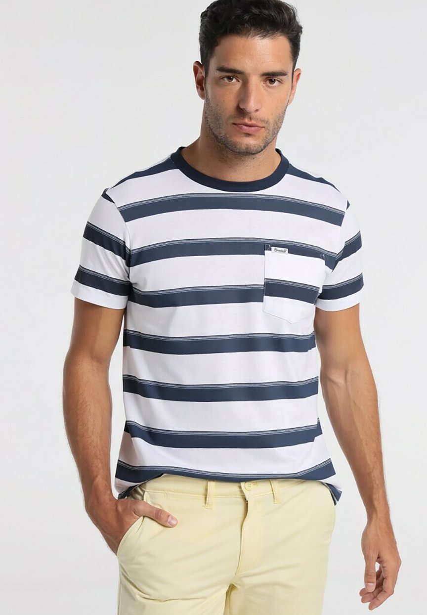 Футболка с принтом CAMISETTE KURZER ARMEL GEWEBTES STREIFENMUSTER CON BENDORFF, белый
Футболка с принтом CAMISETTE KURZER ARMEL GEWEBTES STREIFENMUSTER CON BENDORFF, белый