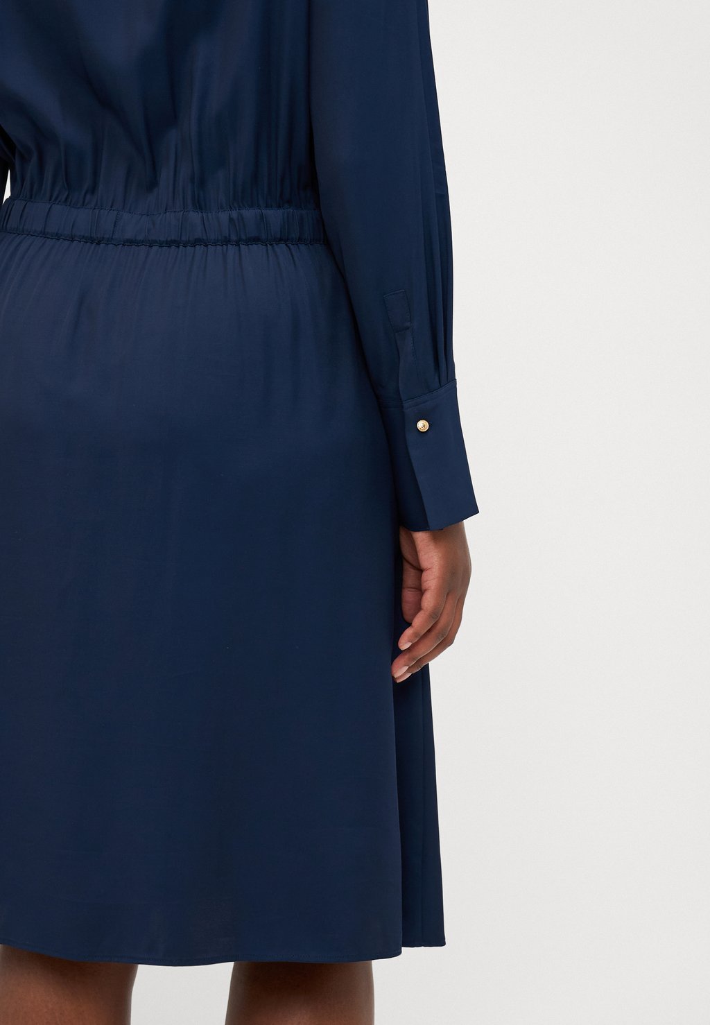 Платье-рубашка SOFT SHIRT DRESS Tommy Hilfiger Curve, темно-синий
Платье-рубашка SOFT SHIRT DRESS Tommy Hilfiger Curve, темно-синий