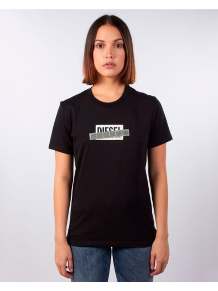 Футболка Diesel 00SEMA0BASU Tshirt, цвет Denim
Футболка Diesel 00SEMA0BASU Tshirt, цвет Denim