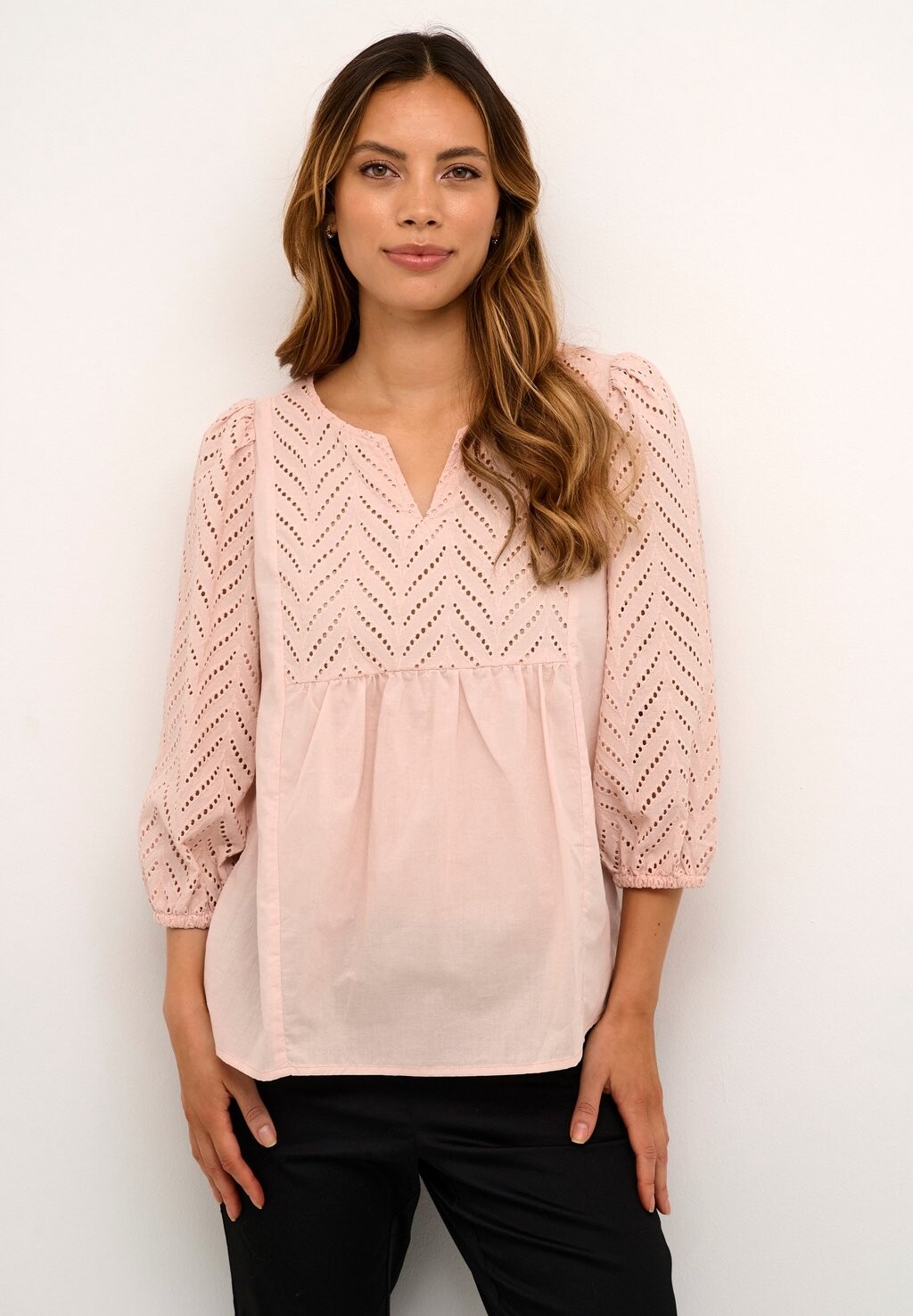 Блузка CUTORIL Culture, цвет pale mauve
Блузка CUTORIL Culture, цвет pale mauve