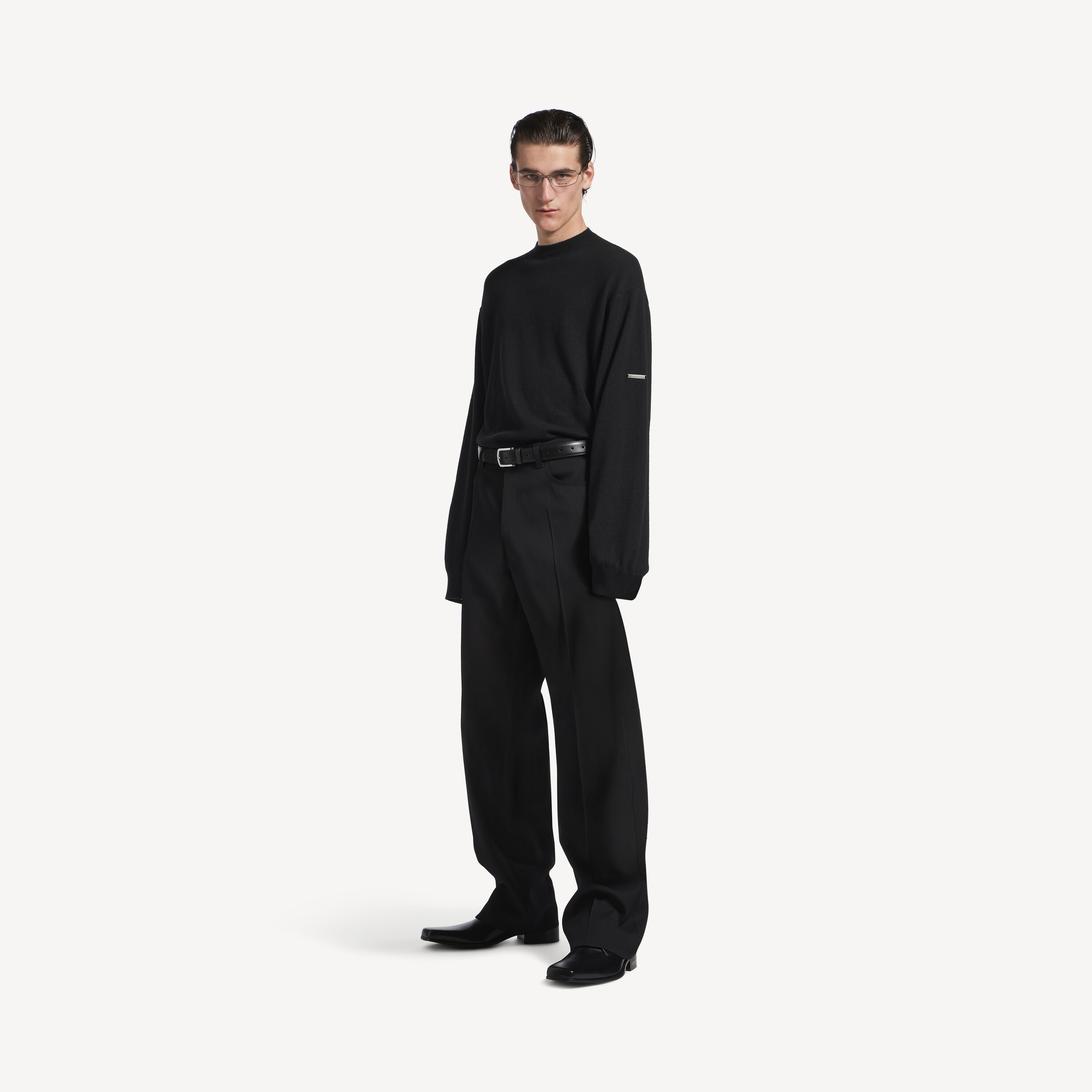 Мужской свитер с круглым вырезом, черный BALENCIAGA, черный
Мужской свитер с круглым вырезом, черный BALENCIAGA, черный