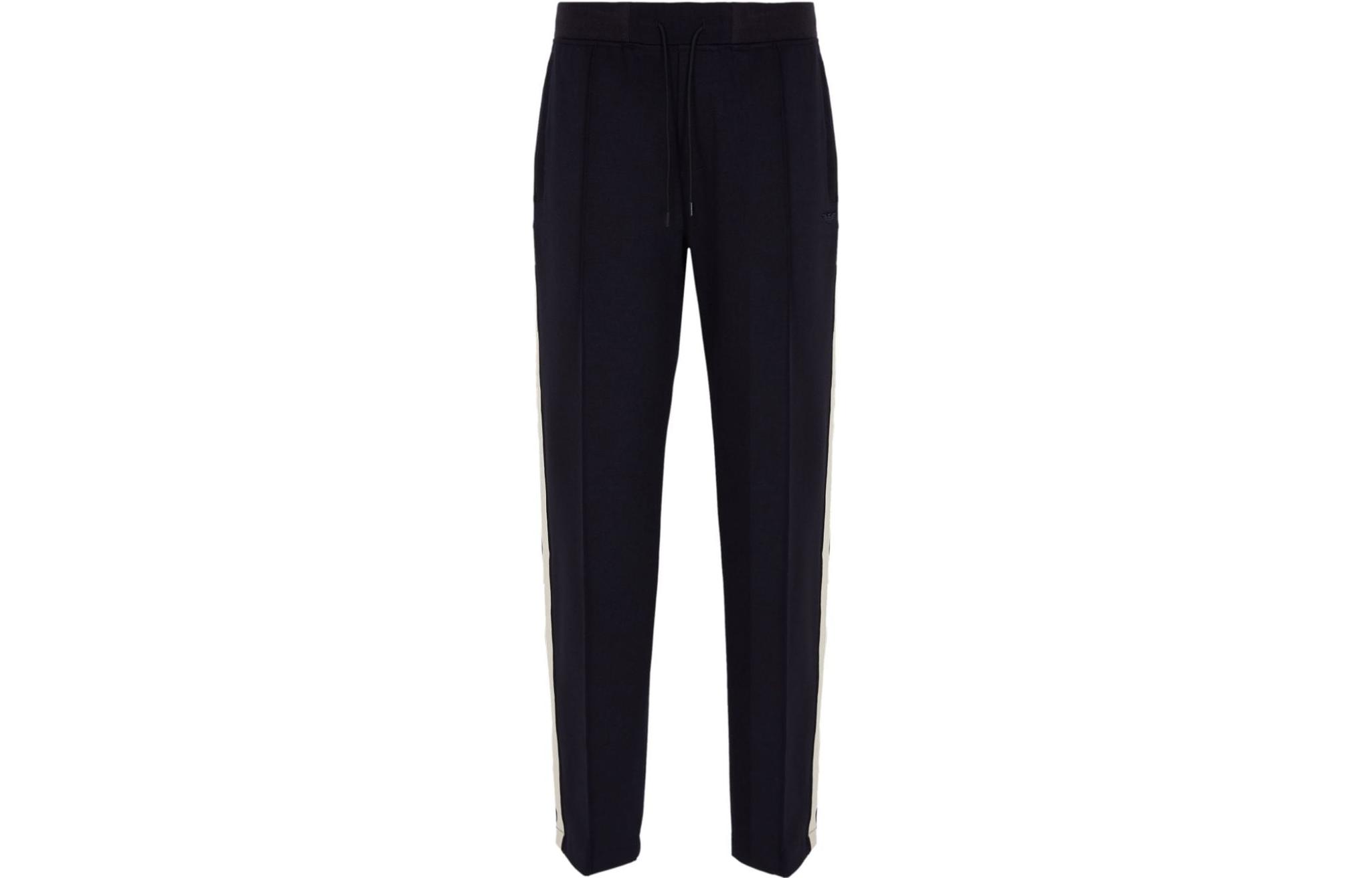 Черные спортивные брюки EMPORIO ARMANI с полосатыми деталями
Черные спортивные брюки EMPORIO ARMANI с полосатыми деталями