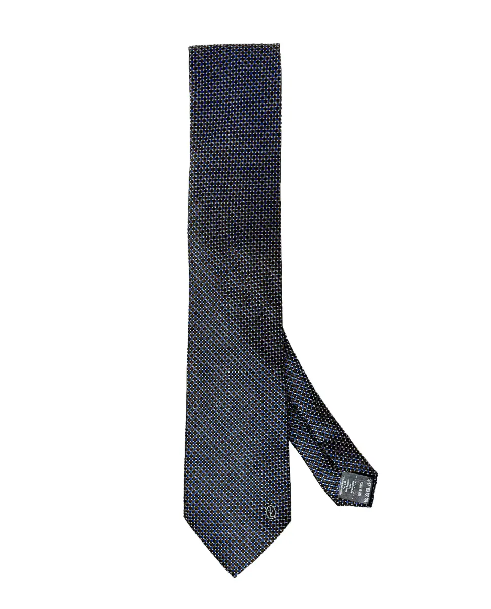 Галстук темно-синего шелка Victorio & Lucchino, тёмно-синий
Галстук темно-синего шелка Victorio & Lucchino, тёмно-синий