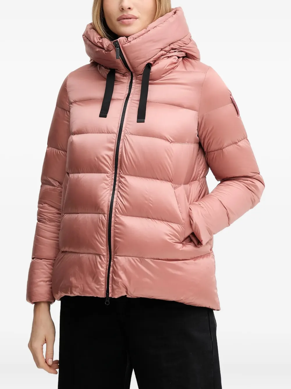Пуховик Rome с капюшоном Bomboogie, розовый
Пуховик Rome с капюшоном Bomboogie, розовый