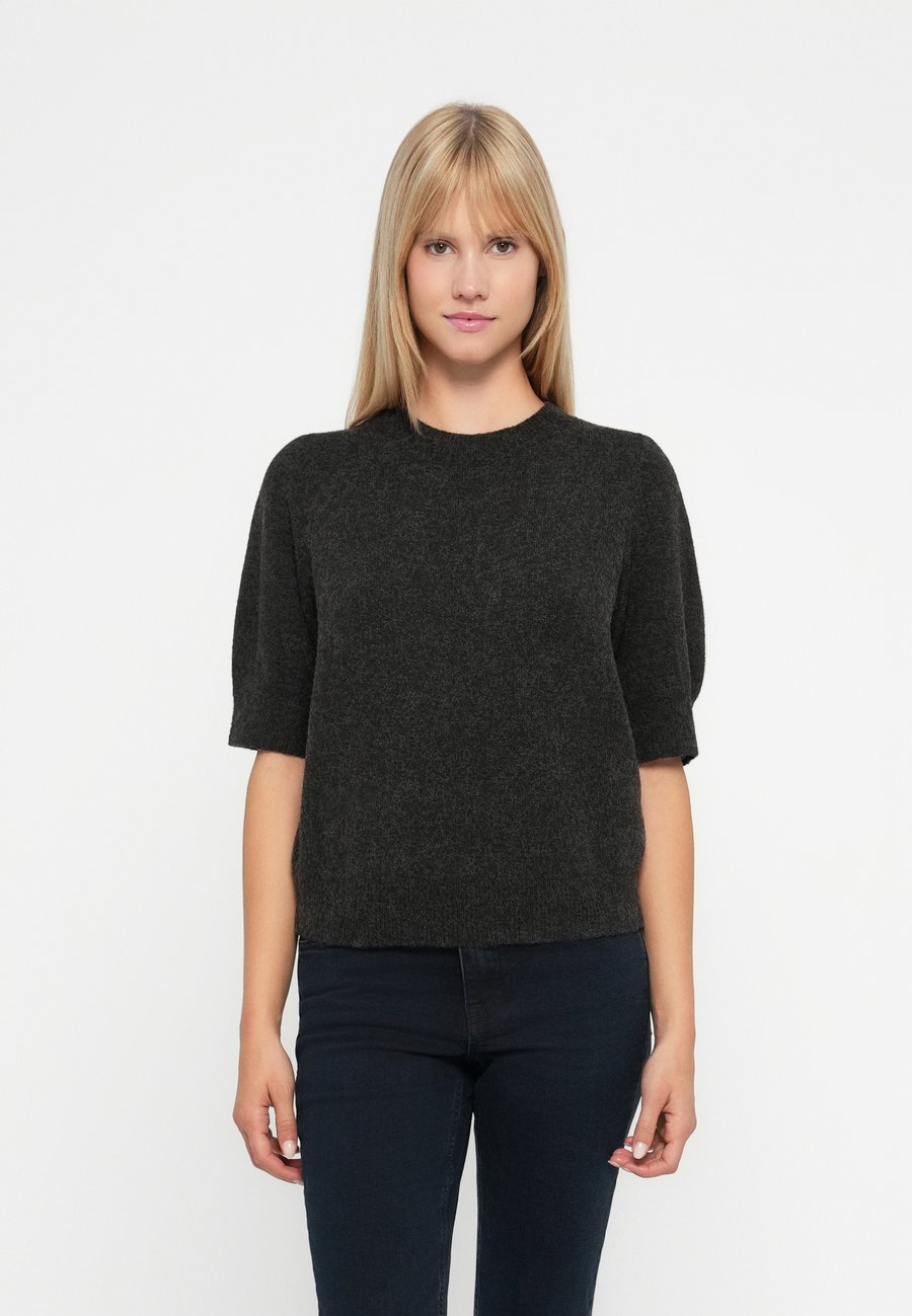 Джемпер Vero Moda VMDOFFY O NECK PULLOVER, Chocolate Torte/Dark Brown
Джемпер Vero Moda VMDOFFY O NECK PULLOVER, Chocolate Torte/Dark Brown