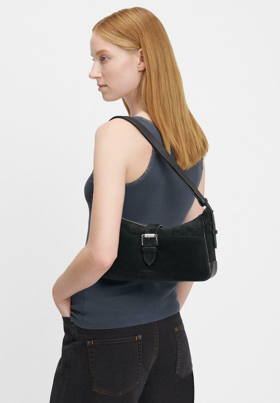 Сумка Liebeskind Berlin REN, Schwarz/Black
Сумка Liebeskind Berlin REN, Schwarz/Black