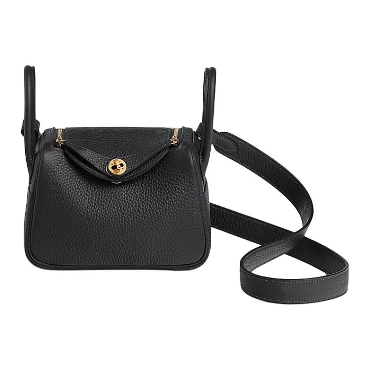 HERMES Сумка женская Lindy Clemence мини через плечо из кожи 3Y Caban черная ткань/Naval Blue
HERMES Сумка женская Lindy Clemence мини через плечо из кожи 3Y Caban черная ткань/Naval Blue