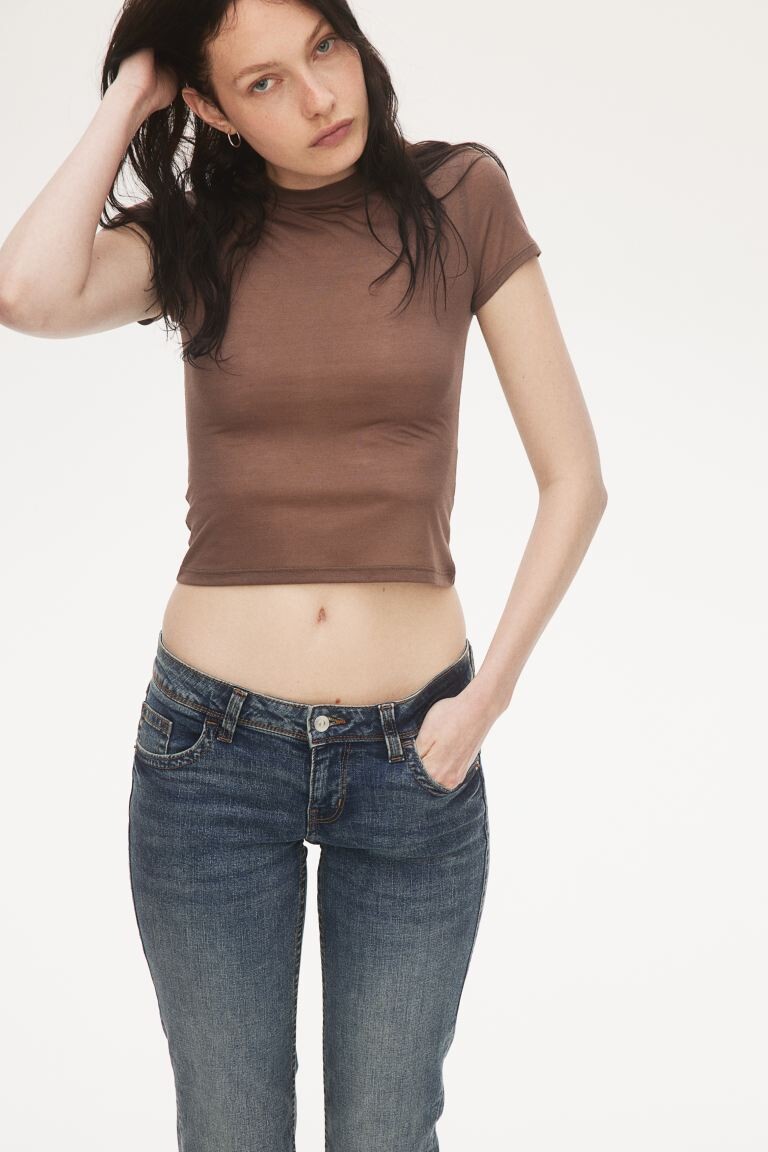 Футболка, облегающая фигуру H&M, коричневый
Футболка, облегающая фигуру H&M, коричневый
