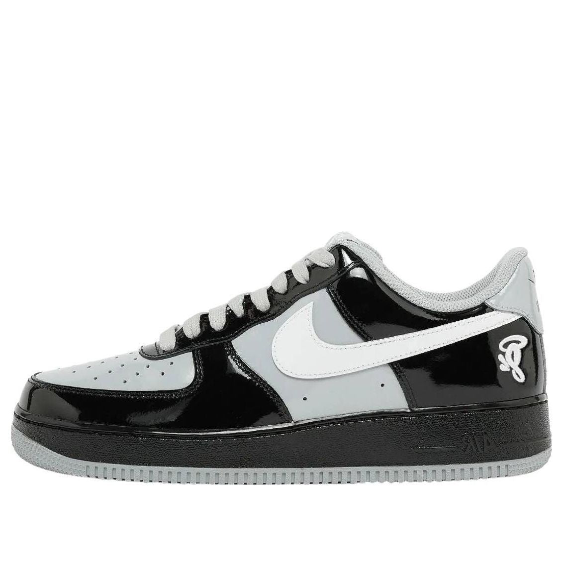 Кроссовки Nike x Central Cee Air Force 1 Low 'Syna World'
Кроссовки Nike x Central Cee Air Force 1 Low 'Syna World'