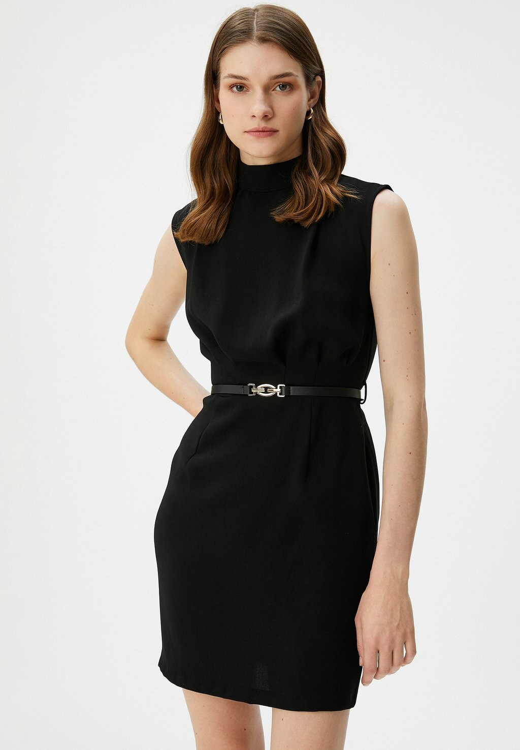 Дневное платье BELTED SLEEVELESS HIGH NECK Koton, черный
Дневное платье BELTED SLEEVELESS HIGH NECK Koton, черный