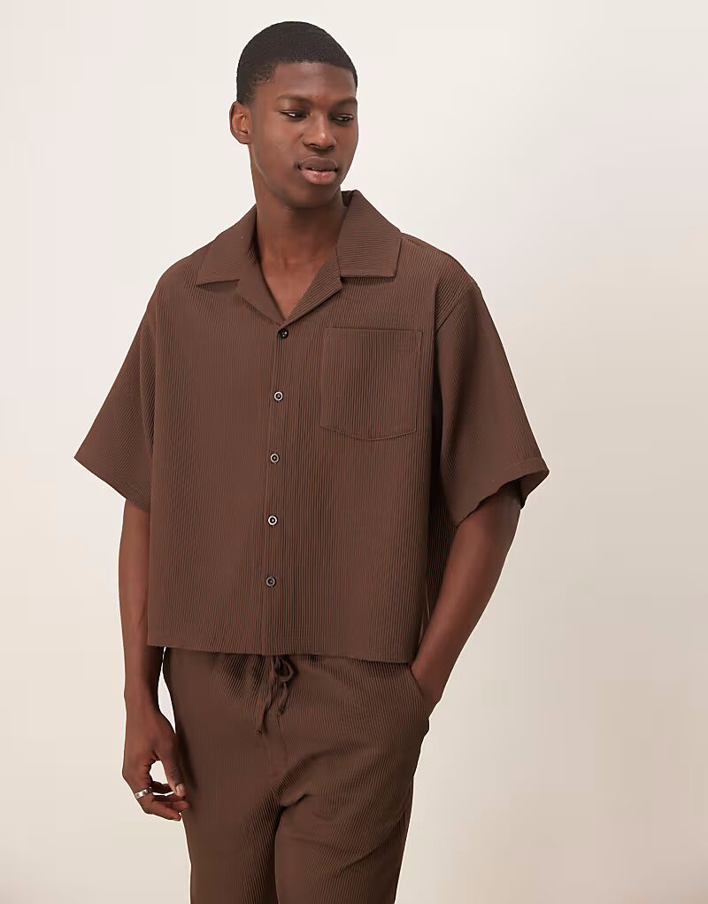 Рубашка свободного кроя плиссированная коричневого цвета Asos Design
Рубашка свободного кроя плиссированная коричневого цвета Asos Design