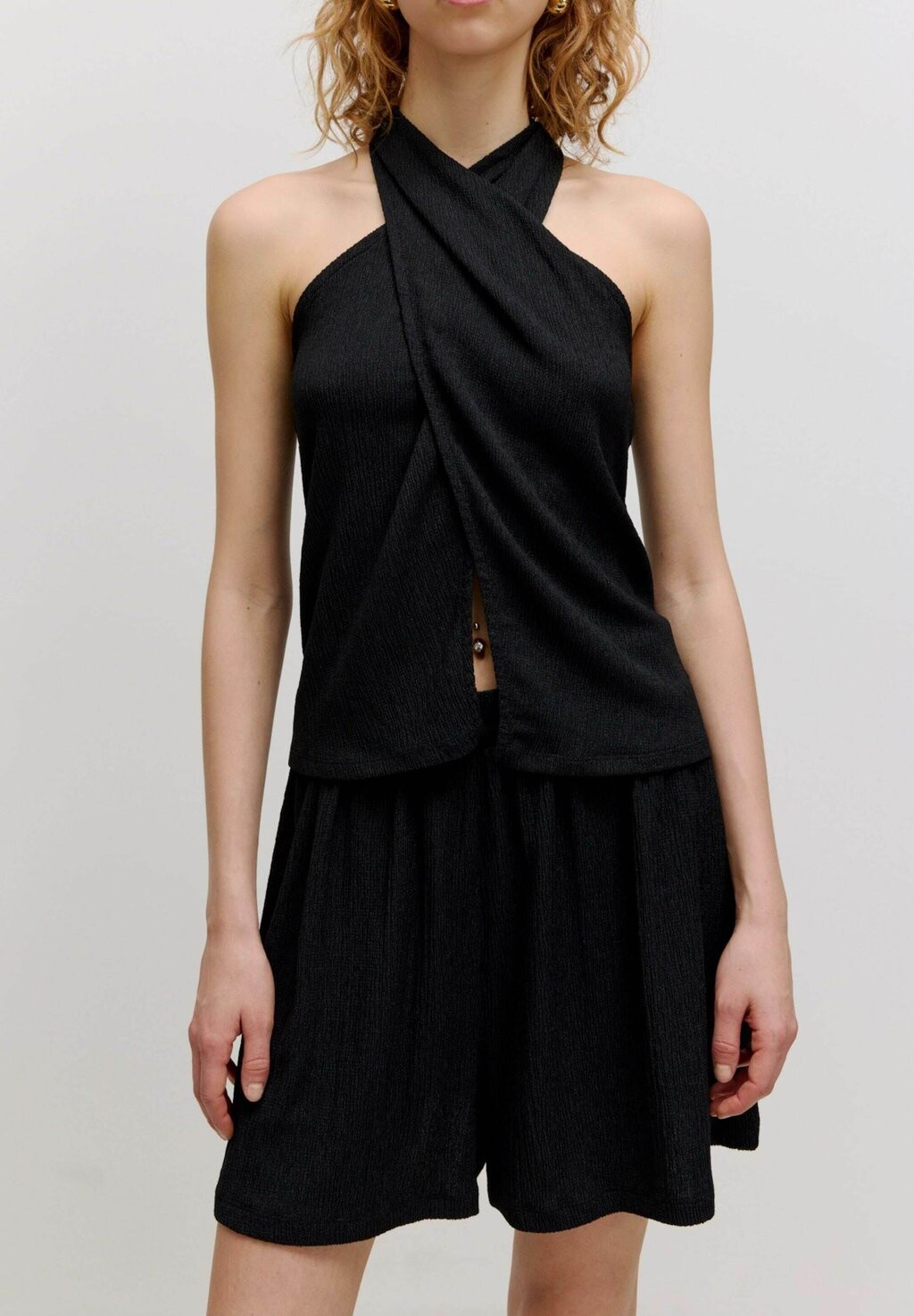 Топ CHARLOTT EDITED, черный
Топ CHARLOTT EDITED, черный