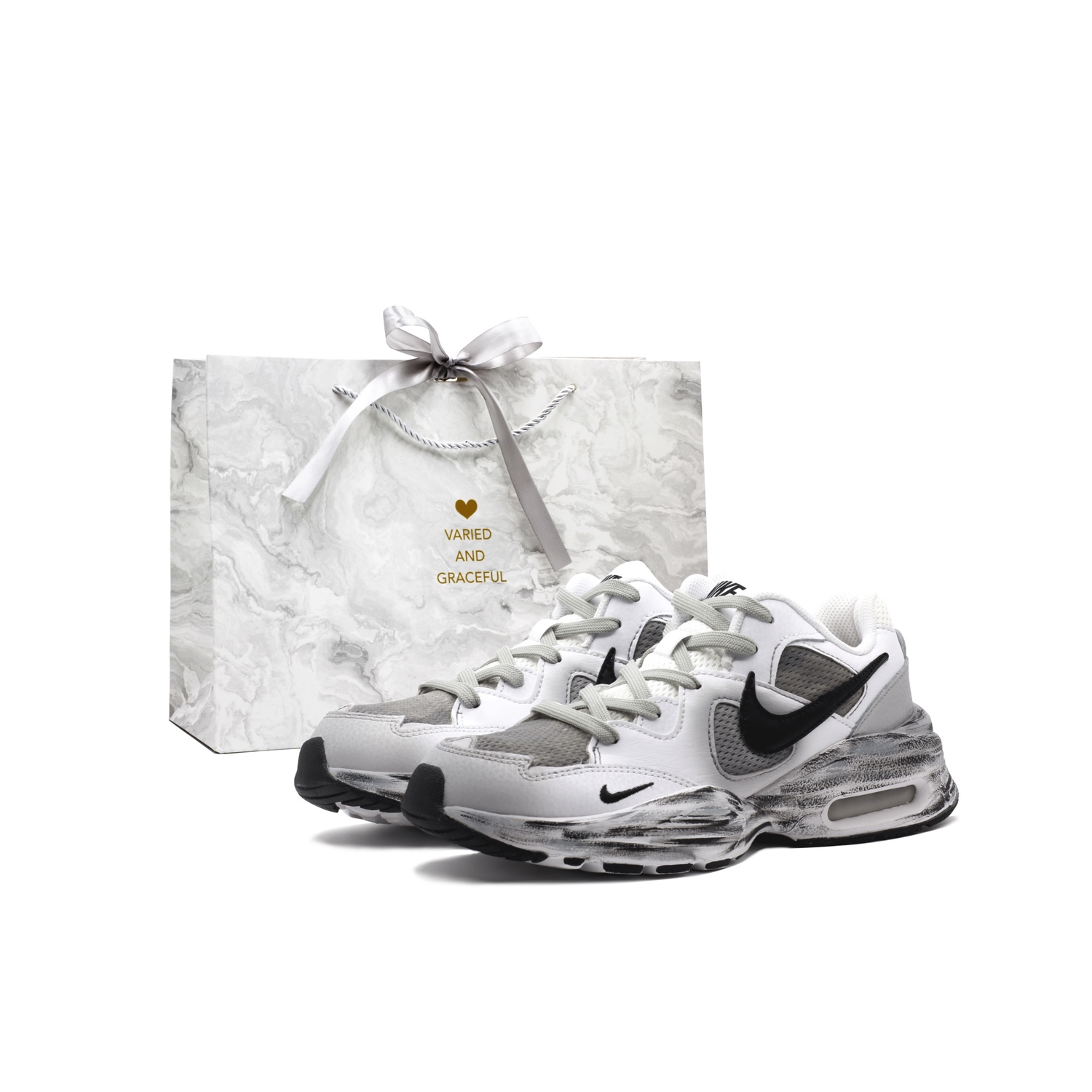 Кроссовки Air Max Fusion низкие повседневные для бега унисекс gray Nike, серый/белый
Кроссовки Air Max Fusion низкие повседневные для бега унисекс gray Nike, серый/белый