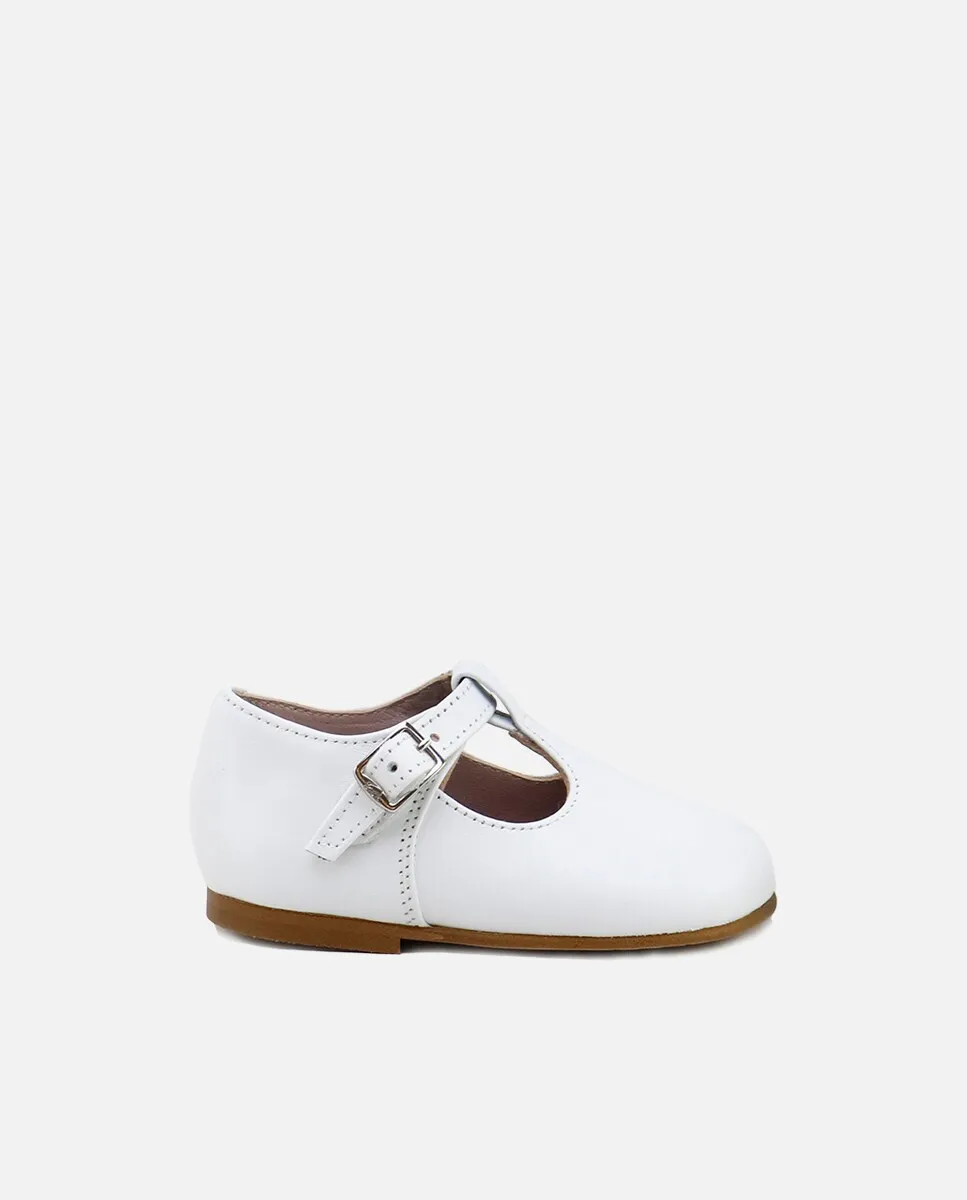 Классические детские пинетки из кожи Eli 1957, белый
Классические детские пинетки из кожи Eli 1957, белый