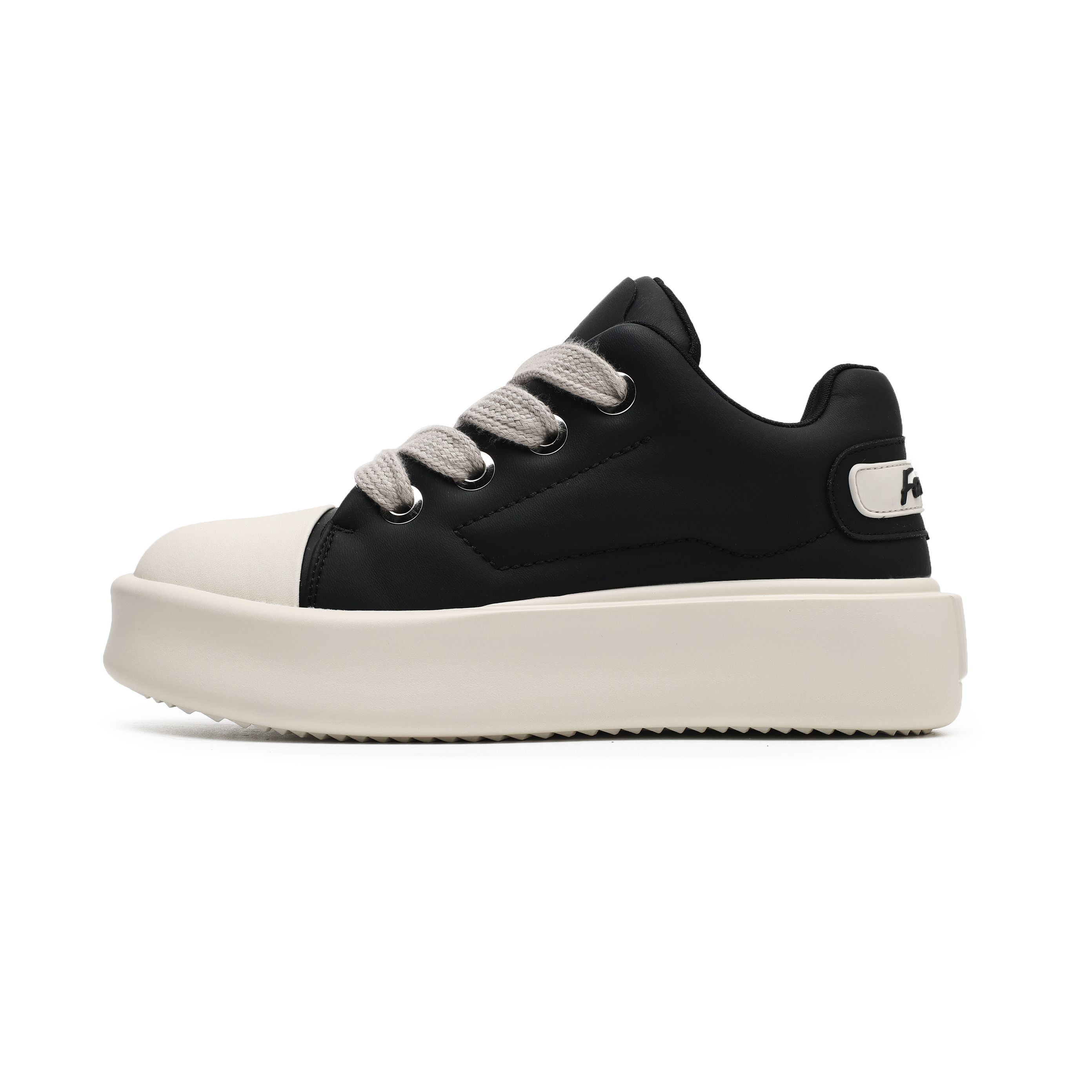 JETRAM Абразивостойкие дышащие легкие низкие скейтбордские кроссовки с эффектом увеличения роста унисекс черные, цвет Black 
JETRAM Абразивостойкие дышащие легкие низкие скейтбордские кроссовки с эффектом увеличения роста унисекс черные, цвет Black