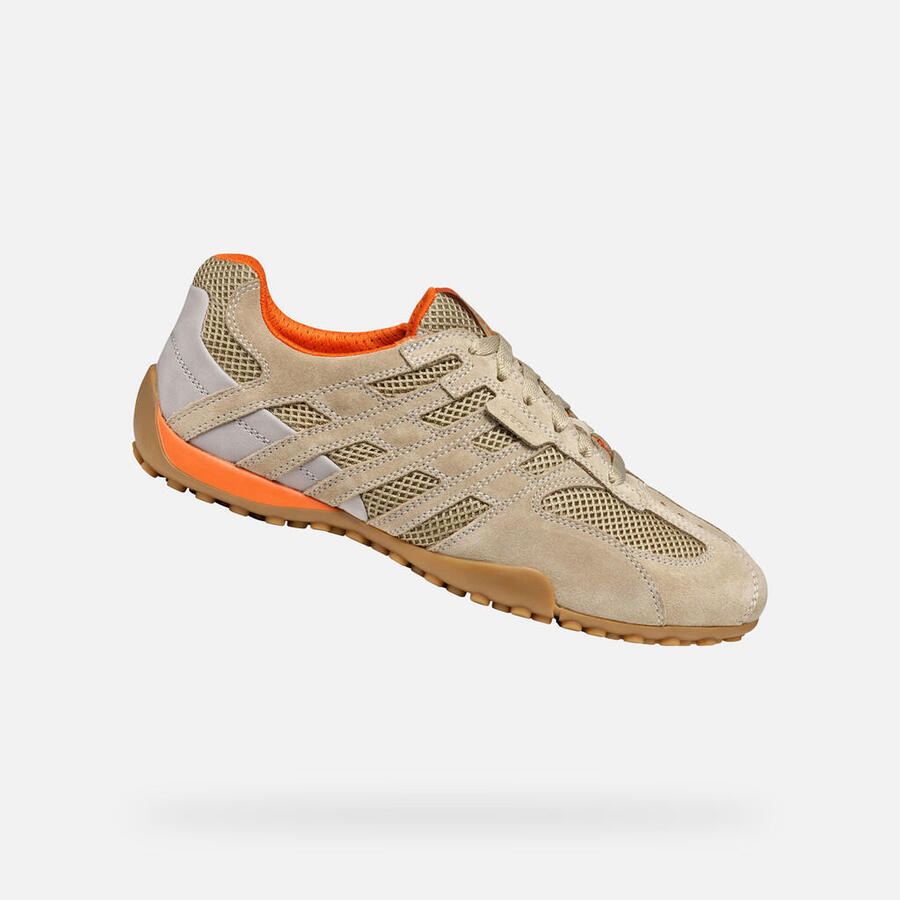 Geox U Snake Original A — мужские кожаные кроссовки U55MNA C5004, песочный цвет
Geox U Snake Original A — мужские кожаные кроссовки U55MNA C5004, песочный цвет