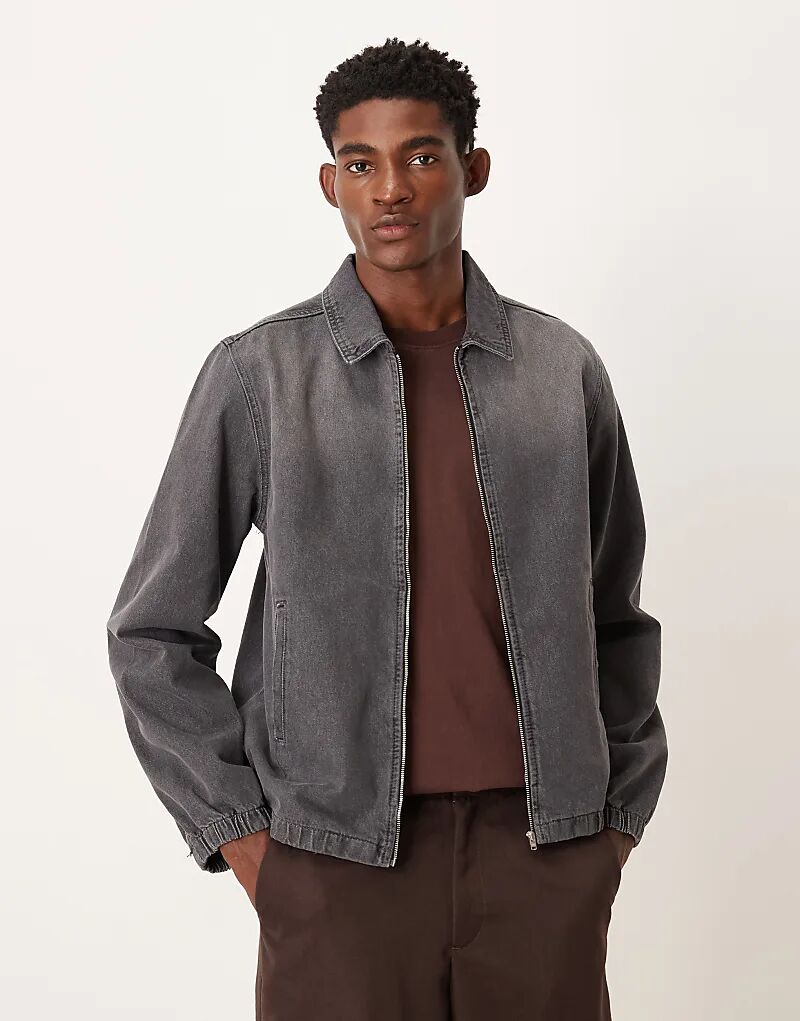 Джинсовая куртка-бомбер ASOS DESIGN насыщенного серого цвета
Джинсовая куртка-бомбер ASOS DESIGN насыщенного серого цвета