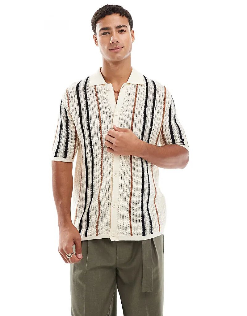 Трикотажная рубашка ONLY & SONS в кремовую полоску
Трикотажная рубашка ONLY & SONS в кремовую полоску