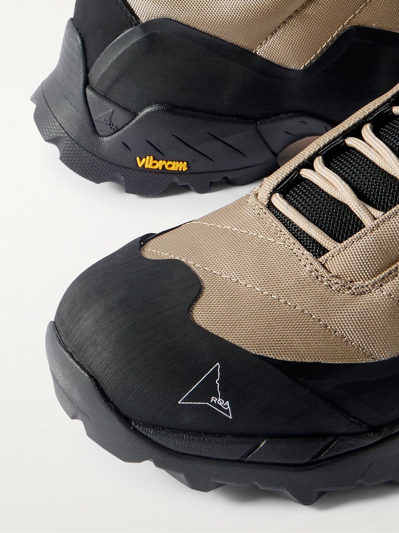 Кроссовки для походов Katharina из резины и кожи CORDURA ROA, коричневый
Кроссовки для походов Katharina из резины и кожи CORDURA ROA, коричневый