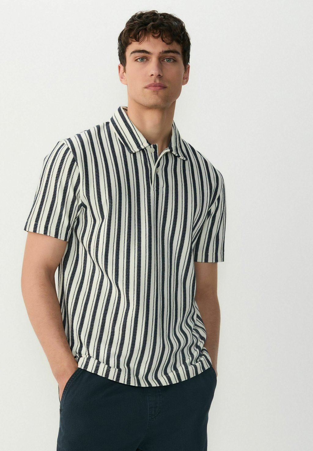 Поло VERITCAL STRIPE Next, синий
Поло VERITCAL STRIPE Next, синий