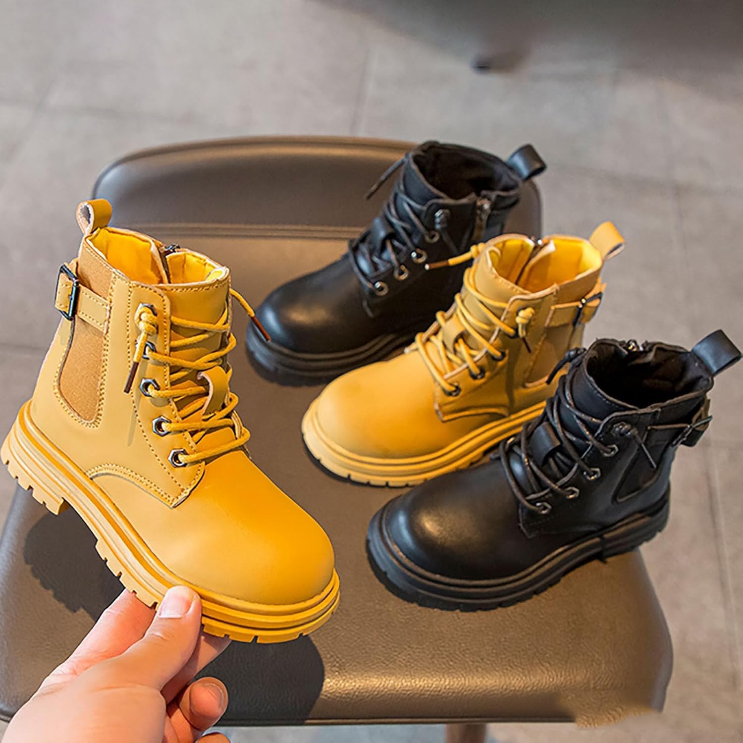 Детские короткие ботинки IWIHMIV для мальчиков и девочек, зимние ботинки на шнуровке для малышей, с нескользящей подошвой, мягкой подошвой и молнией, Yellow
Детские короткие ботинки IWIHMIV для мальчиков и девочек, зимние ботинки на шнуровке для малышей, с нескользящей подошвой, мягкой подошвой и молнией, Yellow