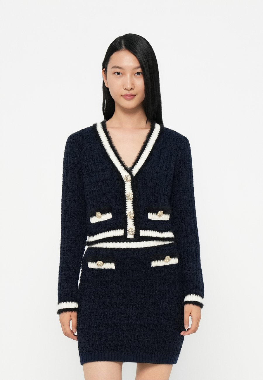 Кардиган Guess AOMORI TAPE, Suiting Blue Multi/Blue
Кардиган Guess AOMORI TAPE, Suiting Blue Multi/Blue