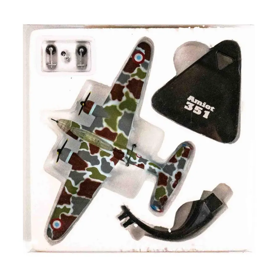 Военные гиганты неба - Амиот 351, Models (Unidentifiable Publisher)
Военные гиганты неба - Амиот 351, Models (Unidentifiable Publisher)