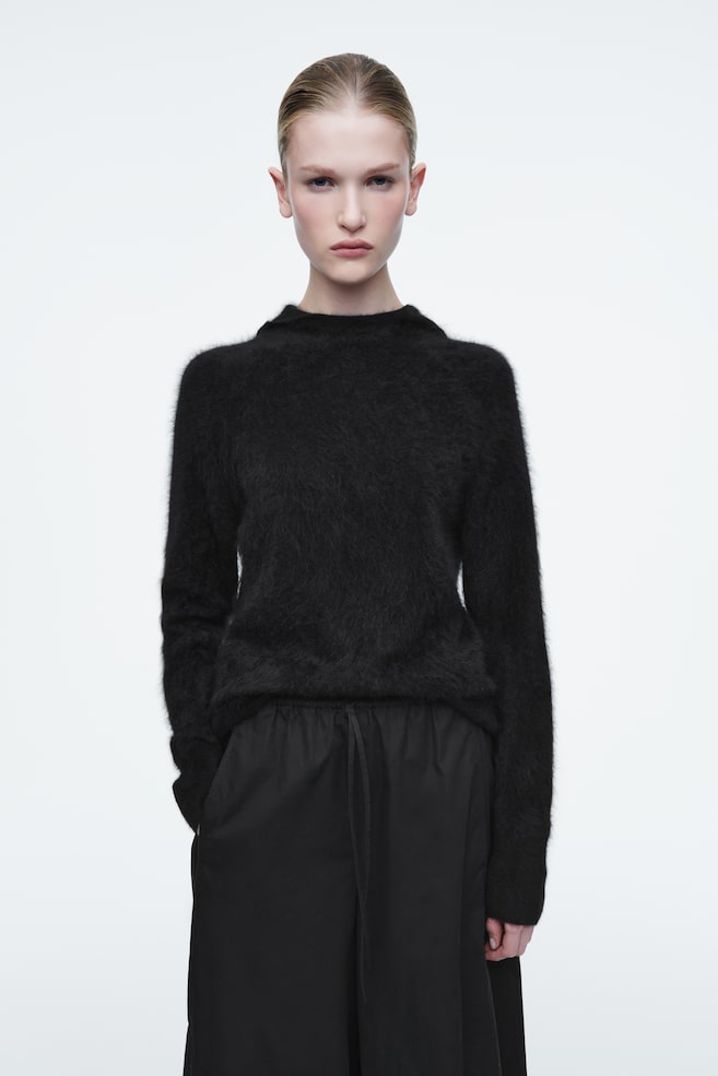 Толстовка с капюшоном из чистого чесаного кашемира Cos, черный
Толстовка с капюшоном из чистого чесаного кашемира Cos, черный