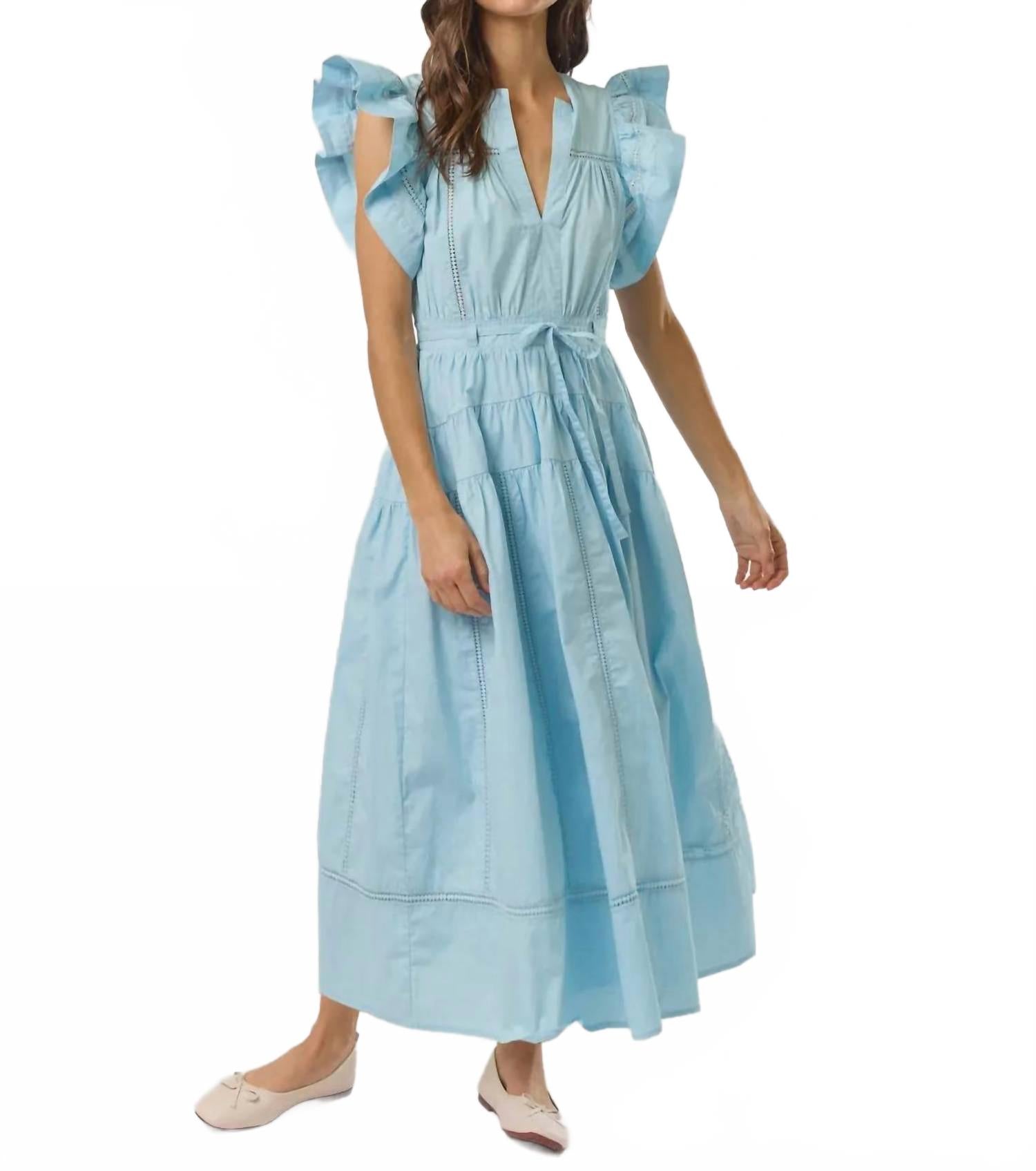 Голубое облачное макси-платье Lalavon
Голубое облачное макси-платье Lalavon