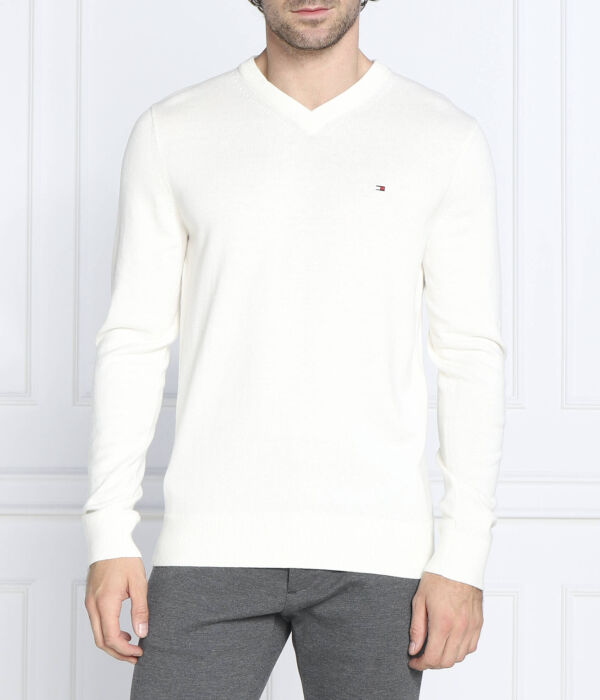 Свитер Tommy Hilfiger с треугольным вырезом, светло-бежевый
Свитер Tommy Hilfiger с треугольным вырезом, светло-бежевый