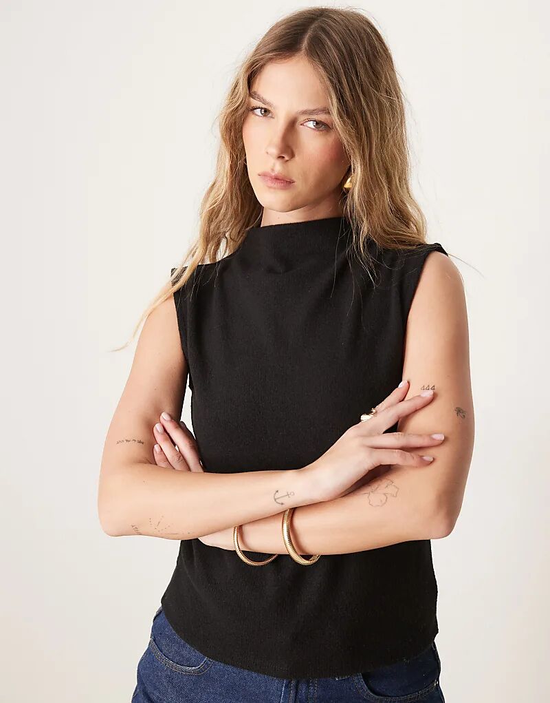 Свободный супермягкий топ с пришитой горловиной черного цвета ASOS DESIGN 
Свободный супермягкий топ с пришитой горловиной черного цвета ASOS DESIGN