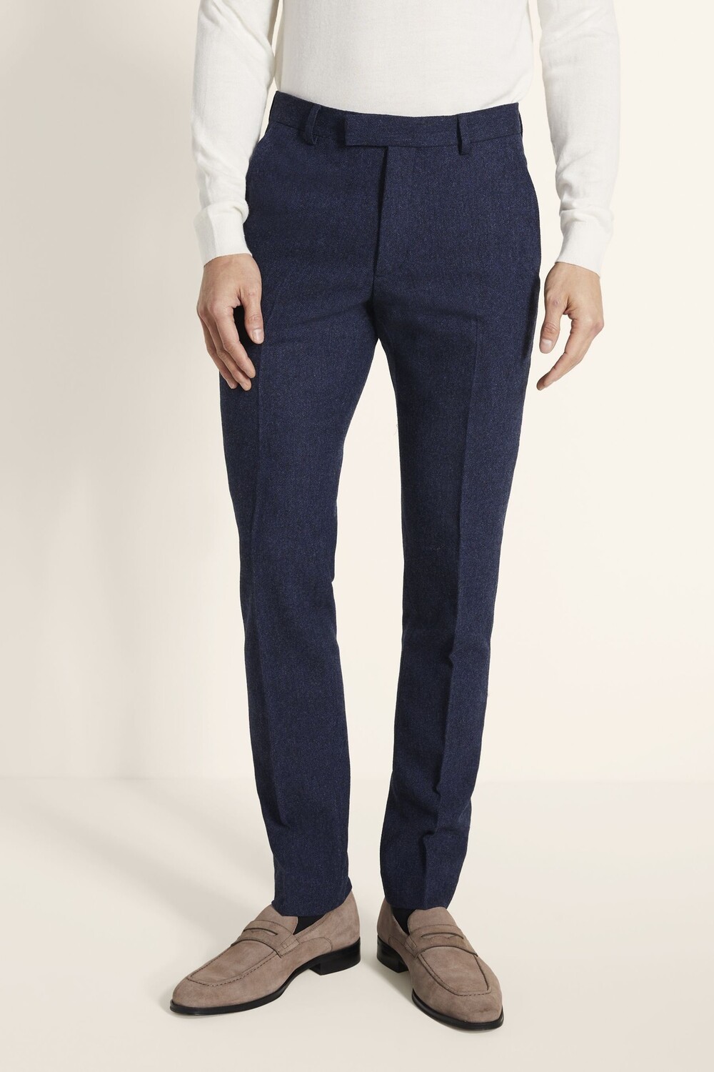 Синий костюм Donegal с приталенными брюками MOSS, синий
Синий костюм Donegal с приталенными брюками MOSS, синий