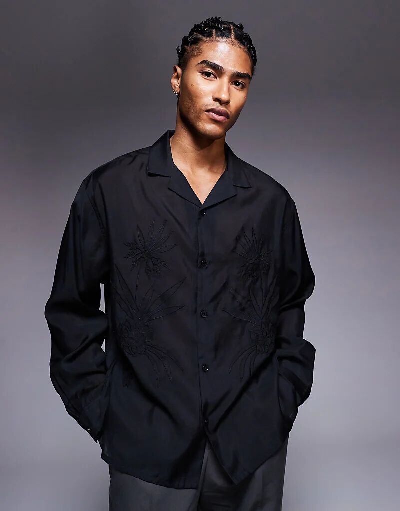 Рубашка свободного кроя ASOS DESIGN Deep Revere с вышивкой в тон черного цвета
Рубашка свободного кроя ASOS DESIGN Deep Revere с вышивкой в тон черного цвета