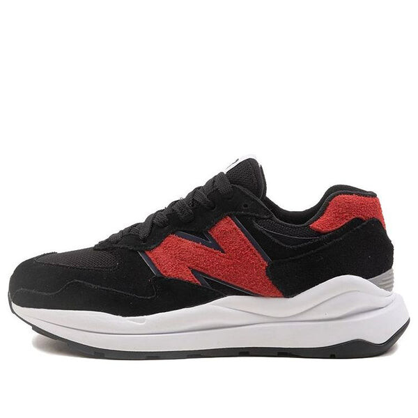 Кроссовки 57 40 серии New Balance, черный
Кроссовки 57 40 серии New Balance, черный