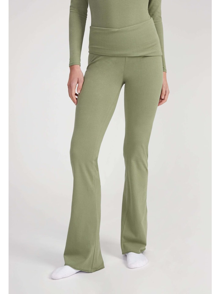 Style Republic Брюки с отворотом, оливкового цвета
Style Republic Брюки с отворотом, оливкового цвета