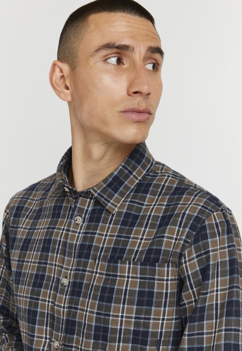 Рубашка Sd Court Solid, коричневый
Рубашка Sd Court Solid, коричневый